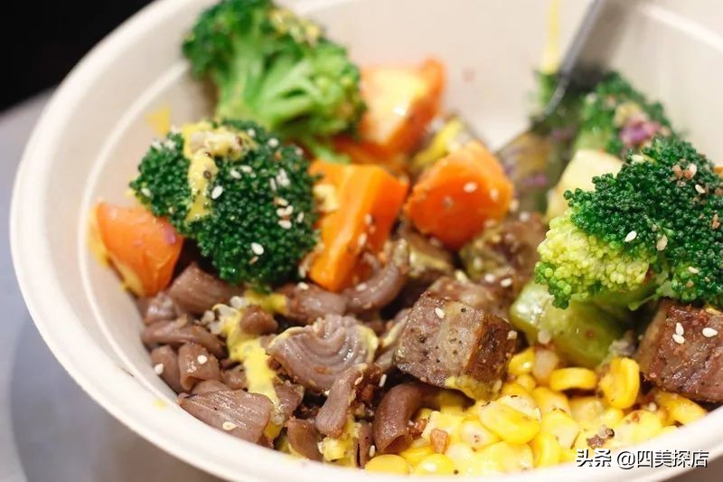 中心广场美食推荐下午茶 (一日三餐美食广场)