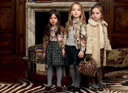 孩子爱慕虚荣爱攀比怎么办,如何对待儿童的嫉妒心