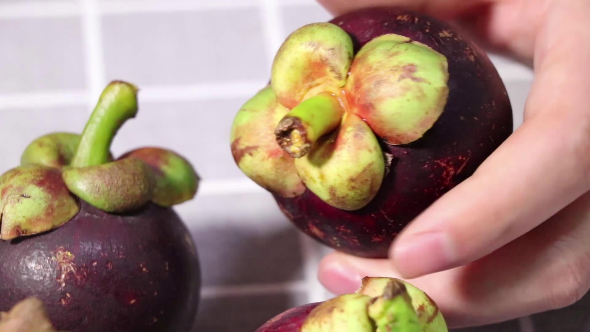 山竹挑选小技巧学会了个个都新鲜,买山竹选什么样的更好吃