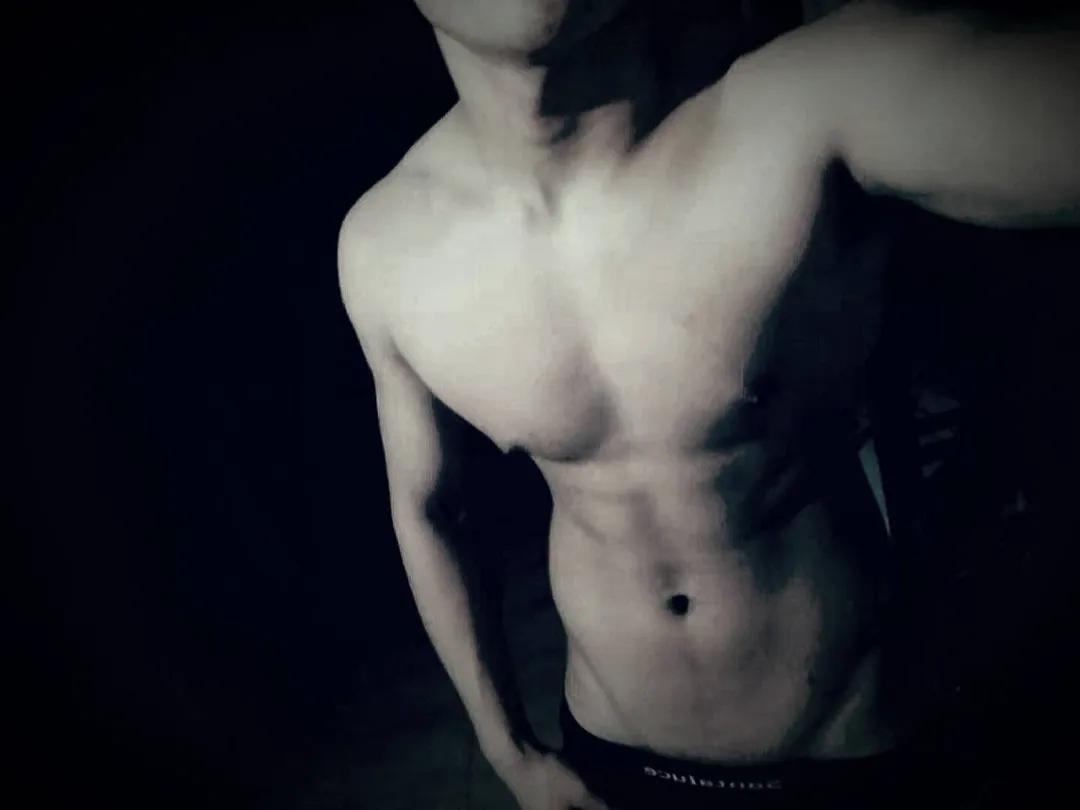 不可多得的科学健身教程胸部训练,新手健身从胸部开始练