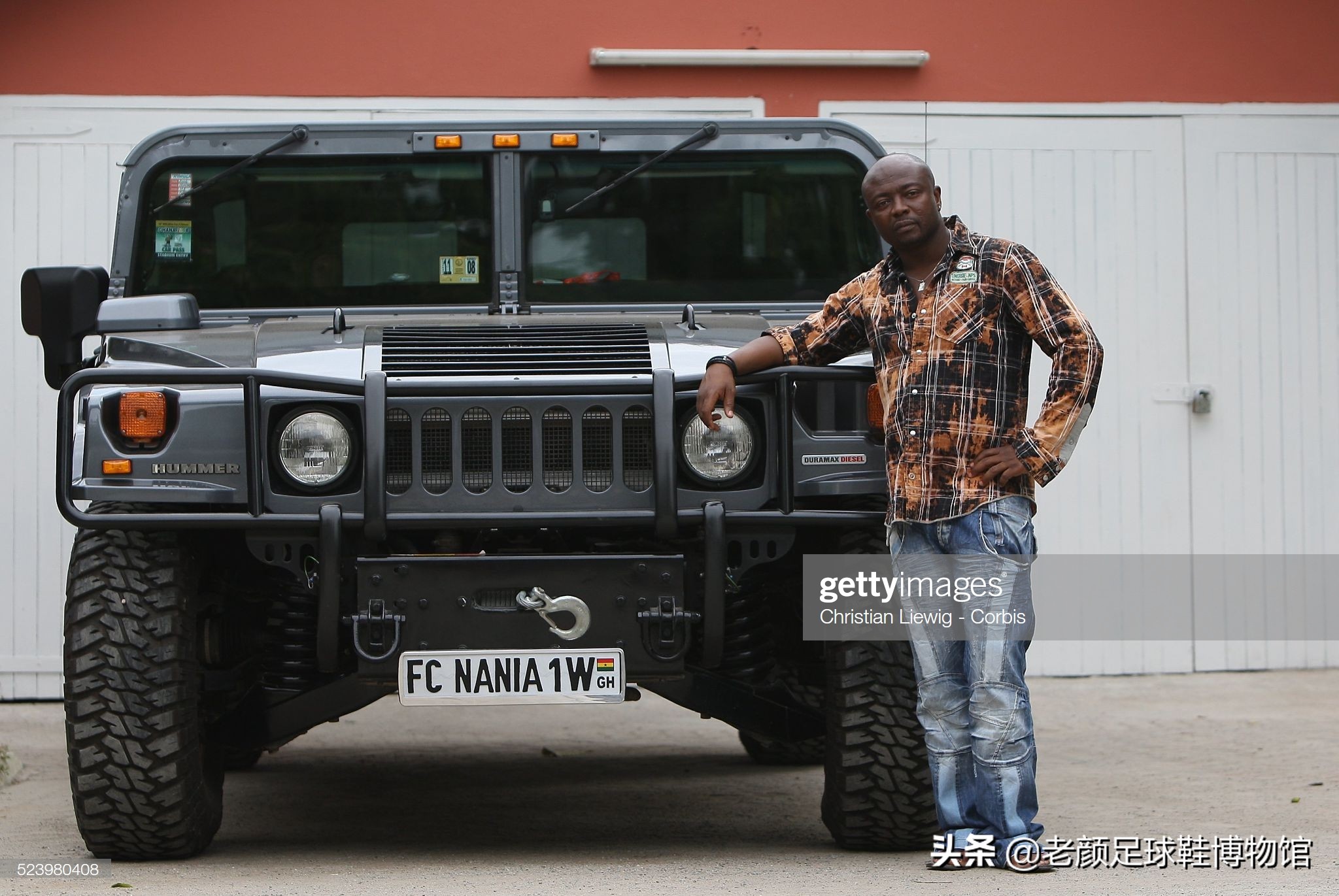 非洲最强10号球员，斯托伊科维奇是他替补，弟弟三个儿子都是国脚