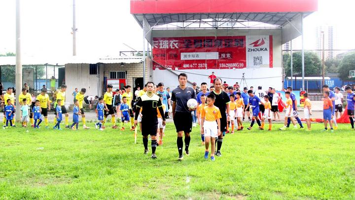 2024年南宁市公益足球邀请赛,为白血病患者捐款活动