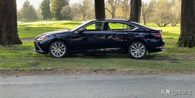 38号评测雷克萨斯es200,2023款雷克萨斯es250性能测试