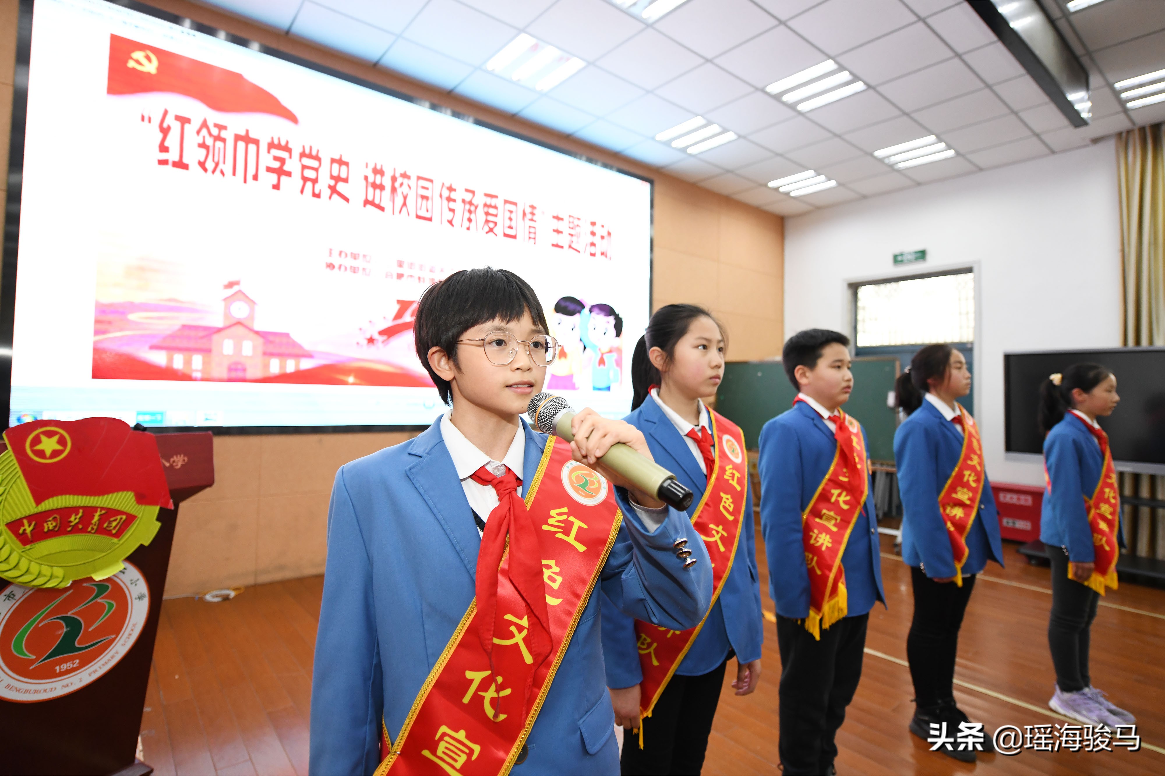 合肥红领巾心向党完整视频,红领巾学党史树初心的视频