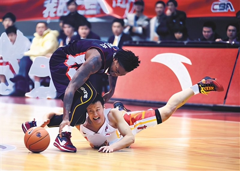 传承八一军魂图片,传承八一精神铸造新时代丰碑