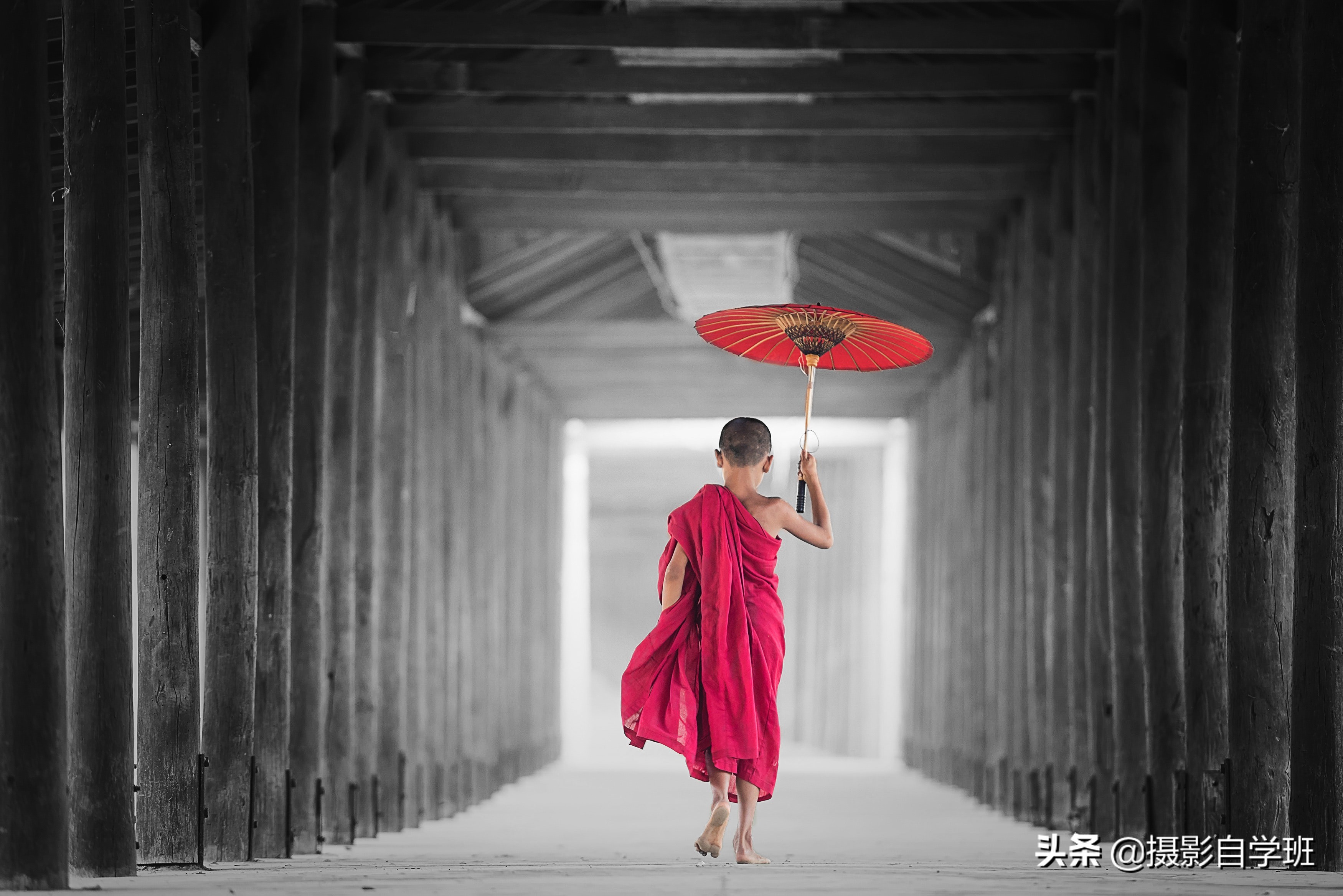 ps模糊的人像照片怎么高清修复,如何用ps把模糊人像照片修得好看