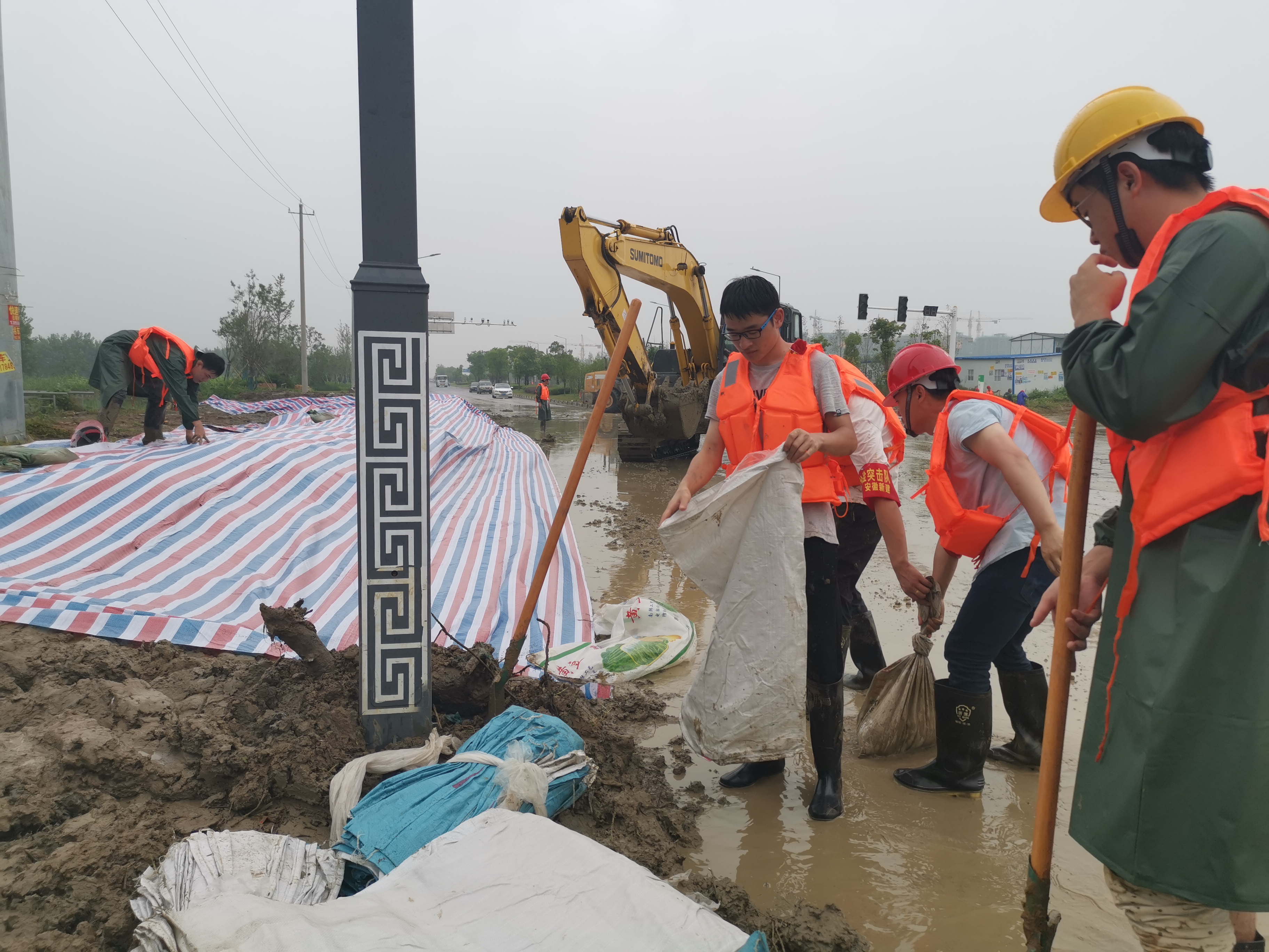 安徽为了抗洪做出了多大贡献,全国各地驰援安徽抗洪救灾