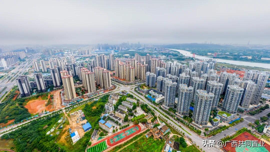 鎴戝湪鍗楀畞绛変綘瑙嗛,鎴戝湪鍗楀畞绛変綘鍘熺増