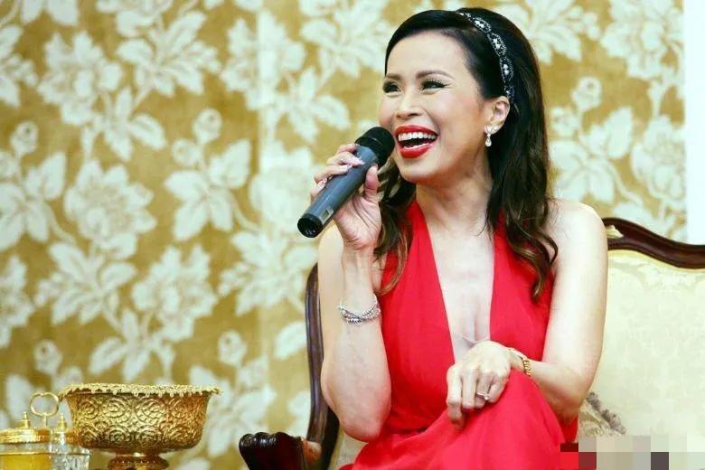 有其母必有其子粤语,泰国国王为什么疼爱小儿子