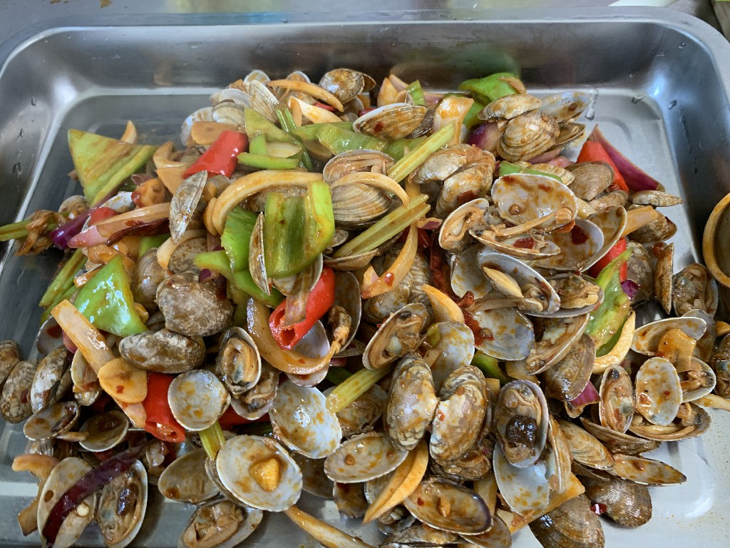 别再用盐水洗花甲,用盐水清洗过的花蛤还能存放吗