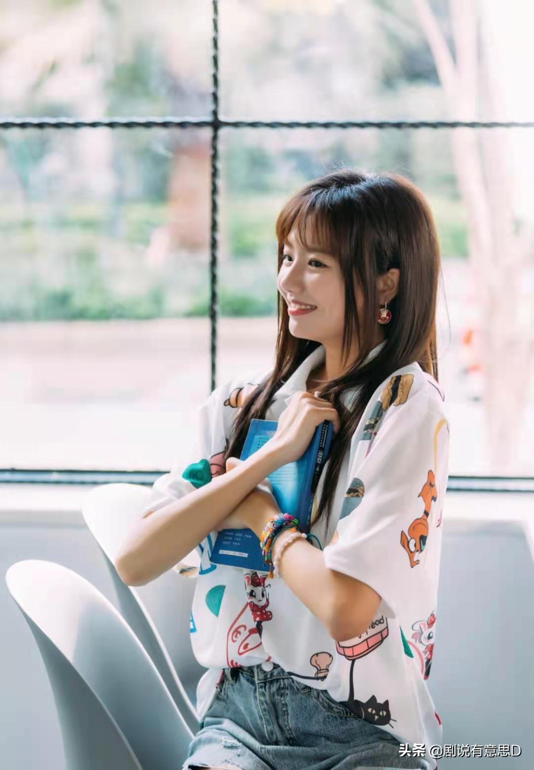 侯明昊男扮女装吴磊表白,吴磊侯明昊cp名