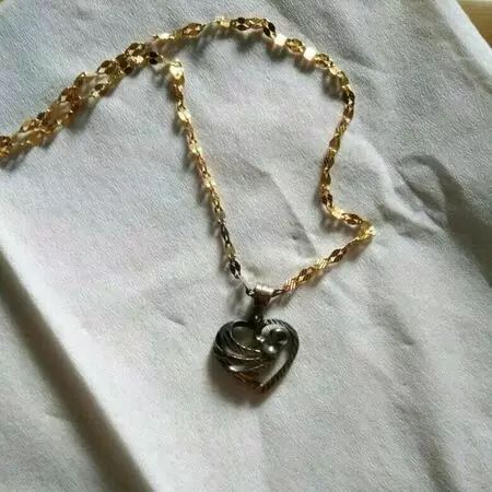 纯金首饰会出锈吗,没有不褪色的东西