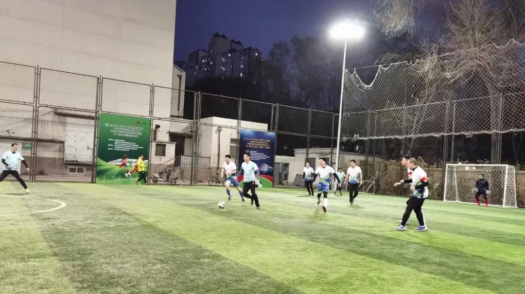 体育新闻足球比赛中国,铁科院足球联赛