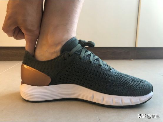 跑鞋鞋码怎样才是最合脚,怎么判断跑鞋鞋码是否合脚