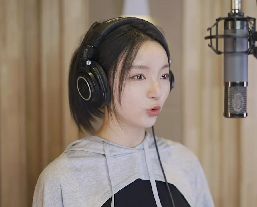 女驸马小潘潘惹争议,网红小潘潘翻唱黄梅戏遭网友批判