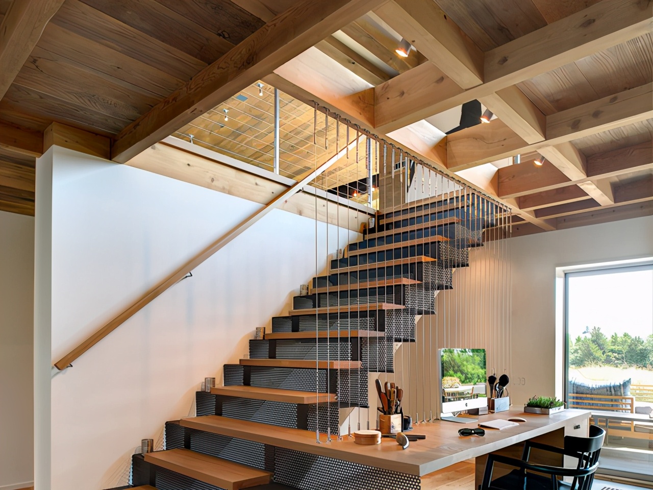 阁楼复式风水,阁楼楼梯风水讲究有哪些