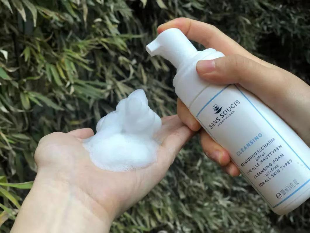 茜素斯清颜洁面泡沫,慕斯洁面乳泡沫型推荐