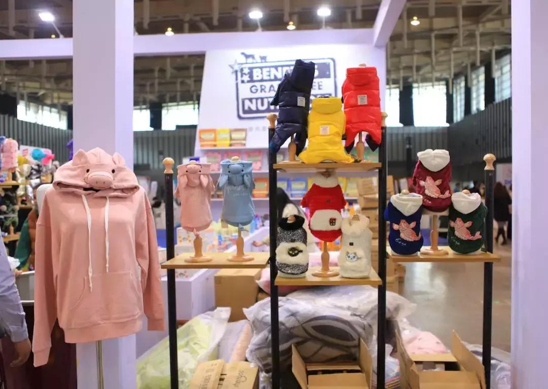 萌宠齐聚南京宠物博览会,day1