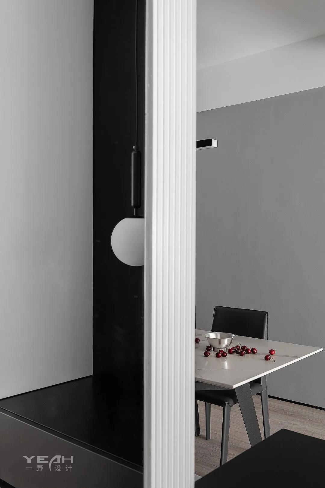 一尘不染素净澄明空间的温度是有了居住者