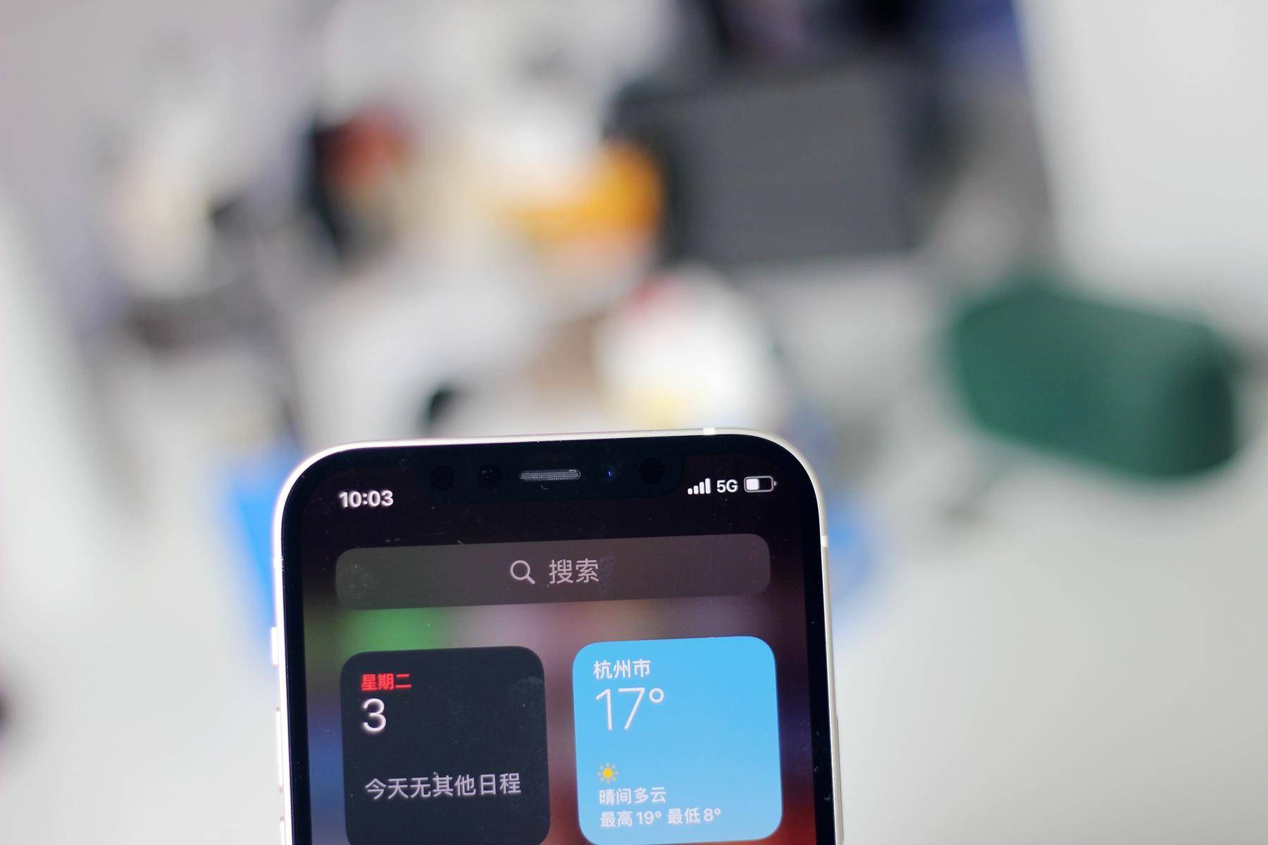 iphone12怎么挑选手机壳,iphone12套上透明手机壳是什么样