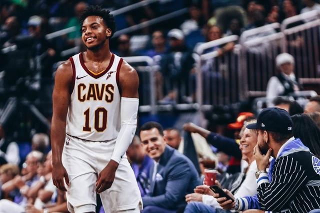 詹姆斯湖人时期回到热火狂砍51分,詹姆斯爆发创3大纪录助湖人险胜