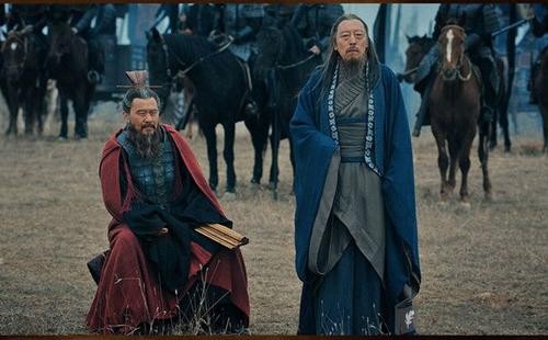 毛主席：“曹操这个人懂得用人之道”