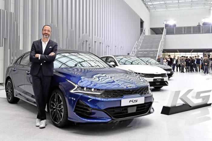 捷尼赛思宝马凯迪拉克,凯迪拉克改名