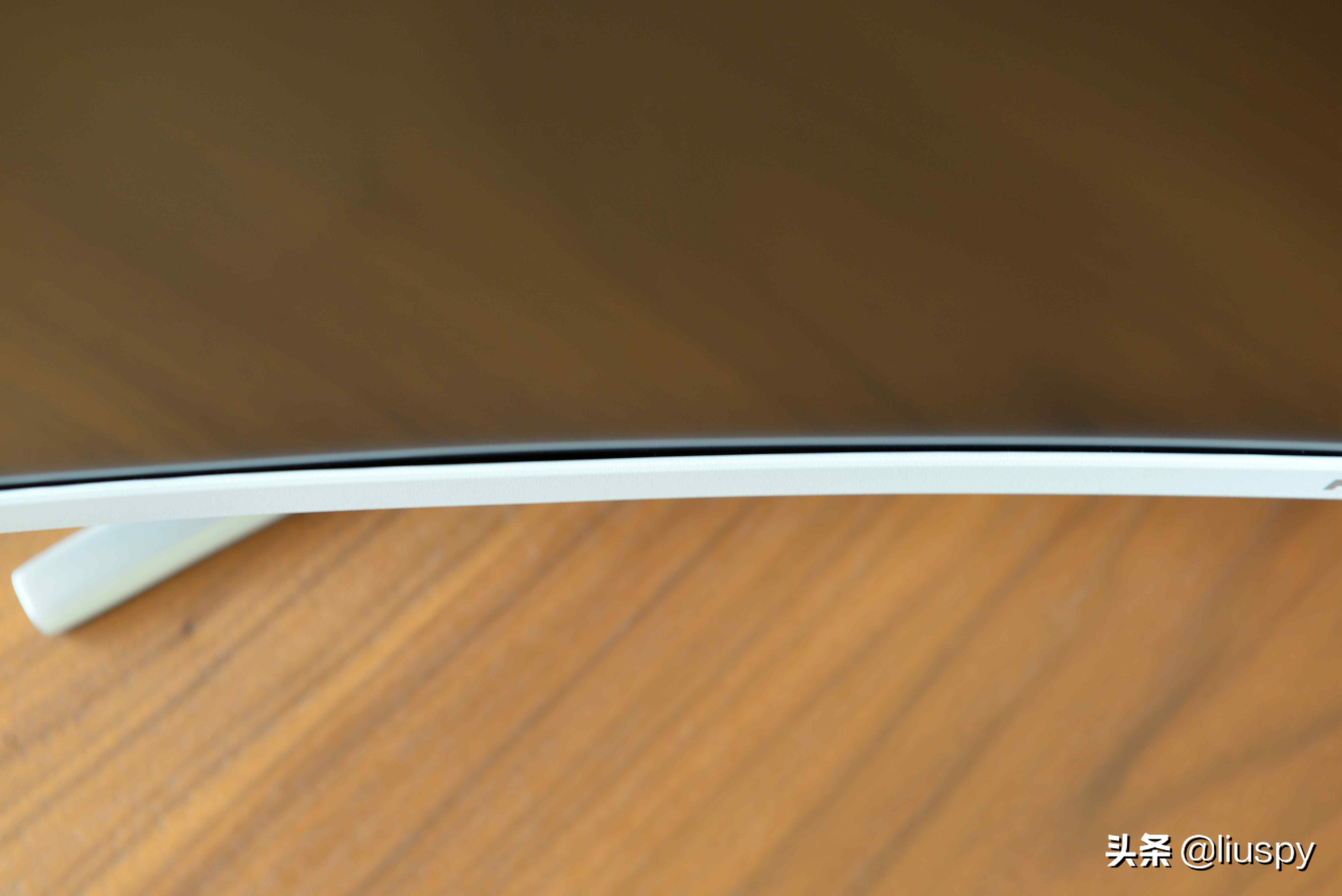 hkc34寸cg343u带鱼屏显示器评测,便宜显示器30寸