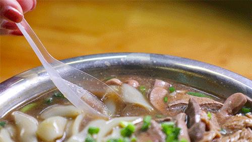 吃了一年，赌上武昌伢尊严，才敢给你们写这份武昌美食打卡地图！