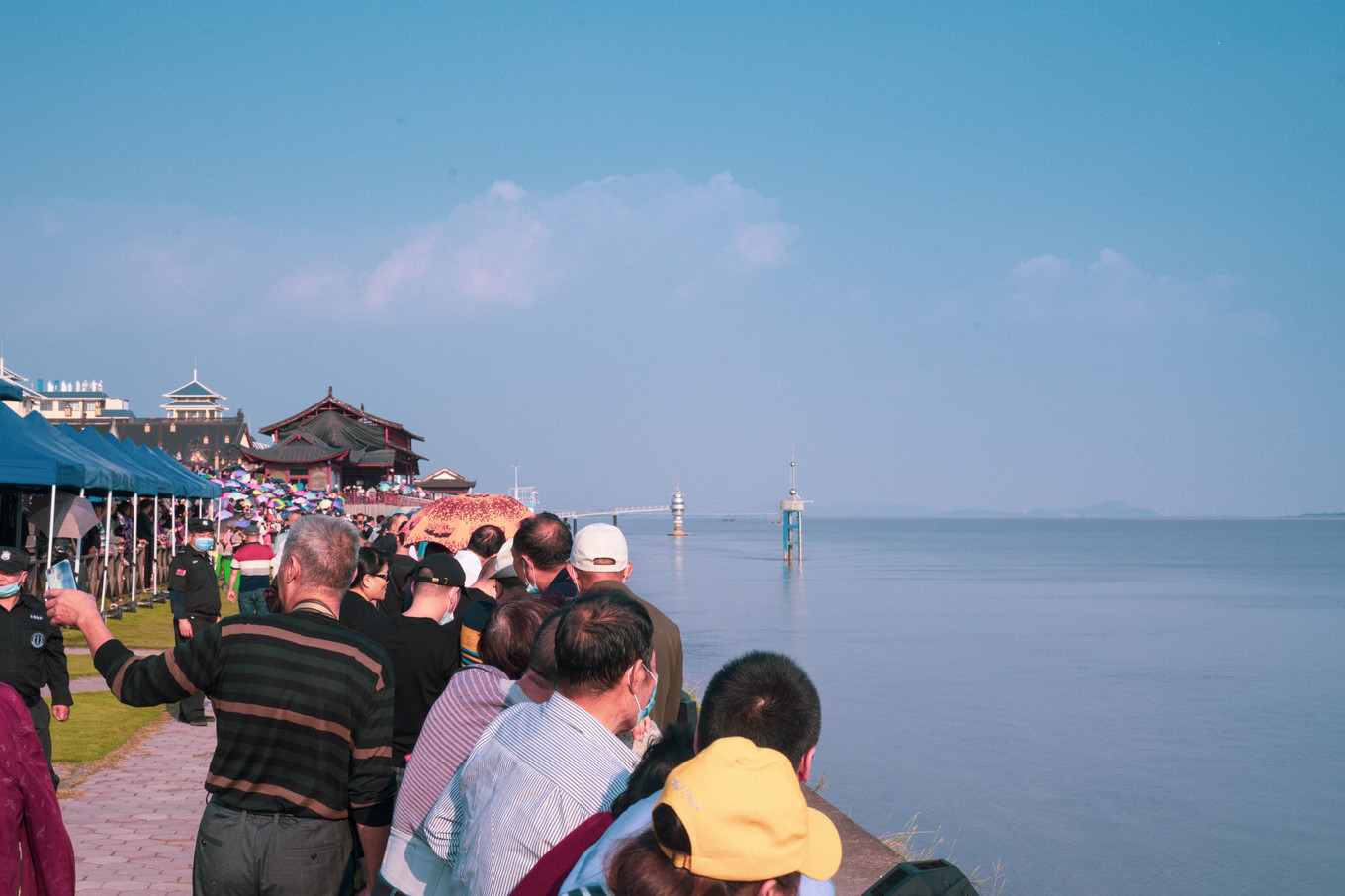 不仅仅是皮革，海清潮静——海宁