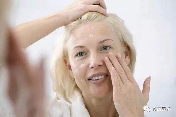 护肤小手法改善法令纹提升苹果肌,法令纹最好的护肤方法
