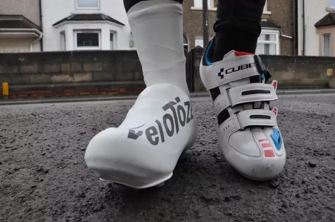 下雨天不敢骑车？因为你缺少这些装备