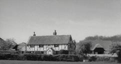 五十年前的恐怖片堪称童年阴影 (被尘封20年的一部恐怖片)