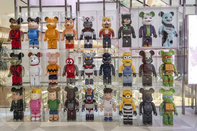 如何看待玩具熊被炒到高价的现象,2000元玩具熊被炒到3万