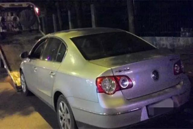 大众迈腾发动机漏油维修费用,迈腾发动机漏油处理方法