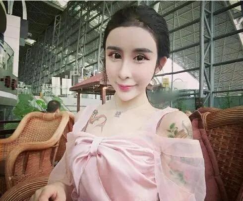 女人花钱买什么,女人花钱买什么最划算