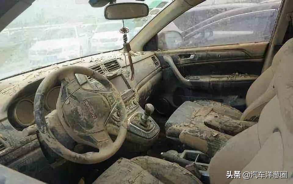 如何学习看二手车车况,如何判断二手车车况与价格