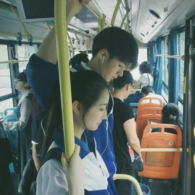 女生容易初中早恋的原因,初中班主任高情商处理早恋