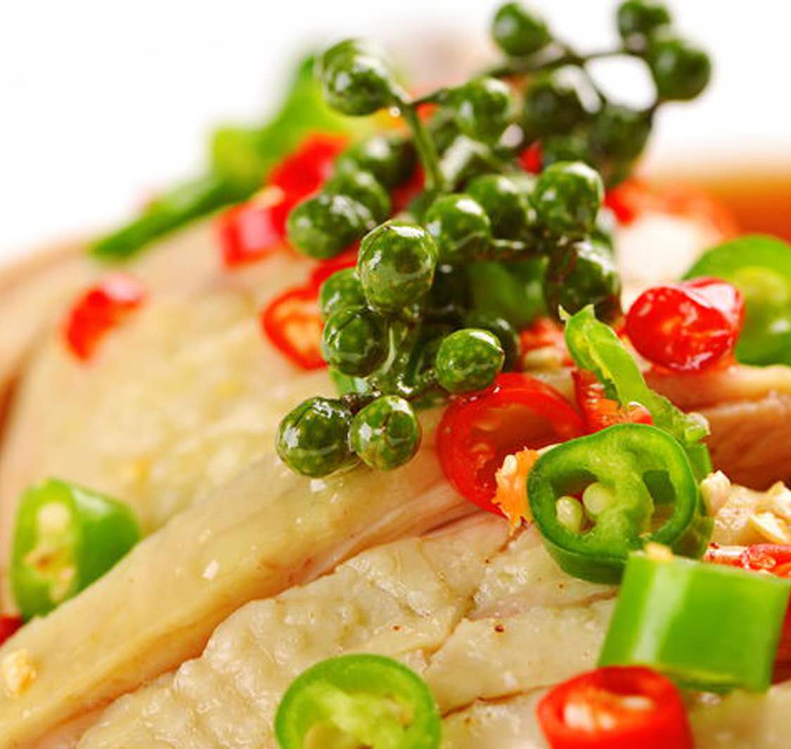 「美食」到了北京真的不考虑去尝尝让*欲人**罢不能的爽辣棒棒鸡吗?