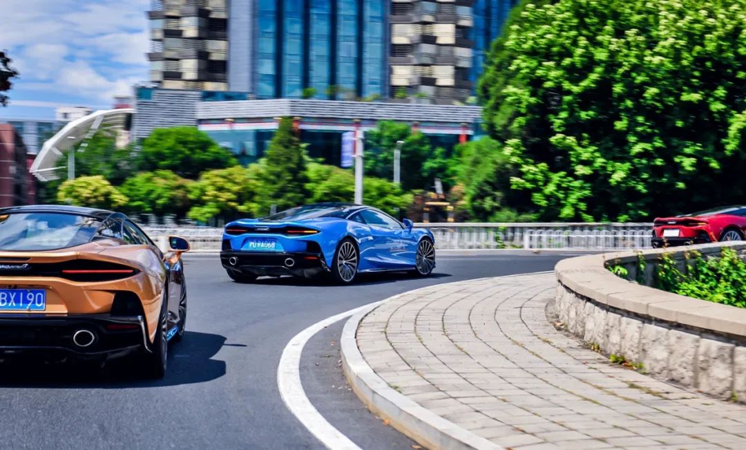 迈凯伦gt实拍路试,2021款迈凯伦gt第一视角试驾