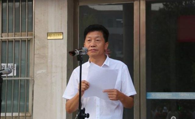 三高学校开学典礼,临颍一高新生军训汇演校长讲话