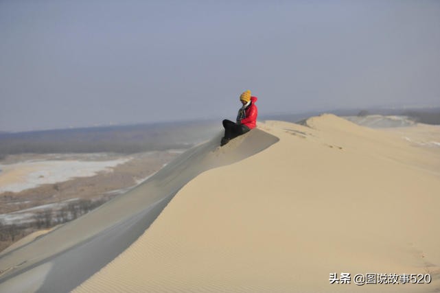大海和沙漠之间的地方,大海和沙漠相接的地方