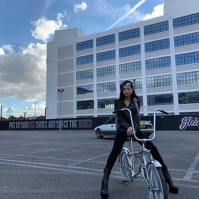 喝养乐多解馋？Jennie摆脱婴儿肥变超辣身材，关键都在这……