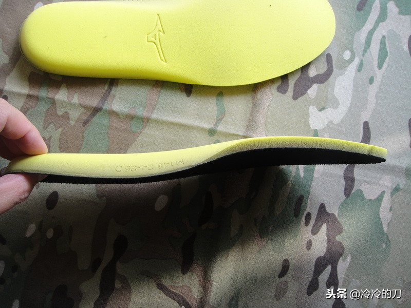 澎湃强劲,mizuno美津浓男女复古跑鞋