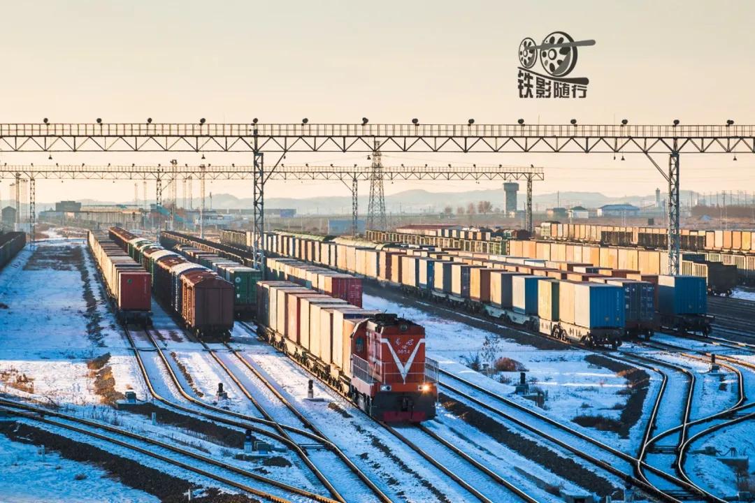 铁影｜走向中亚