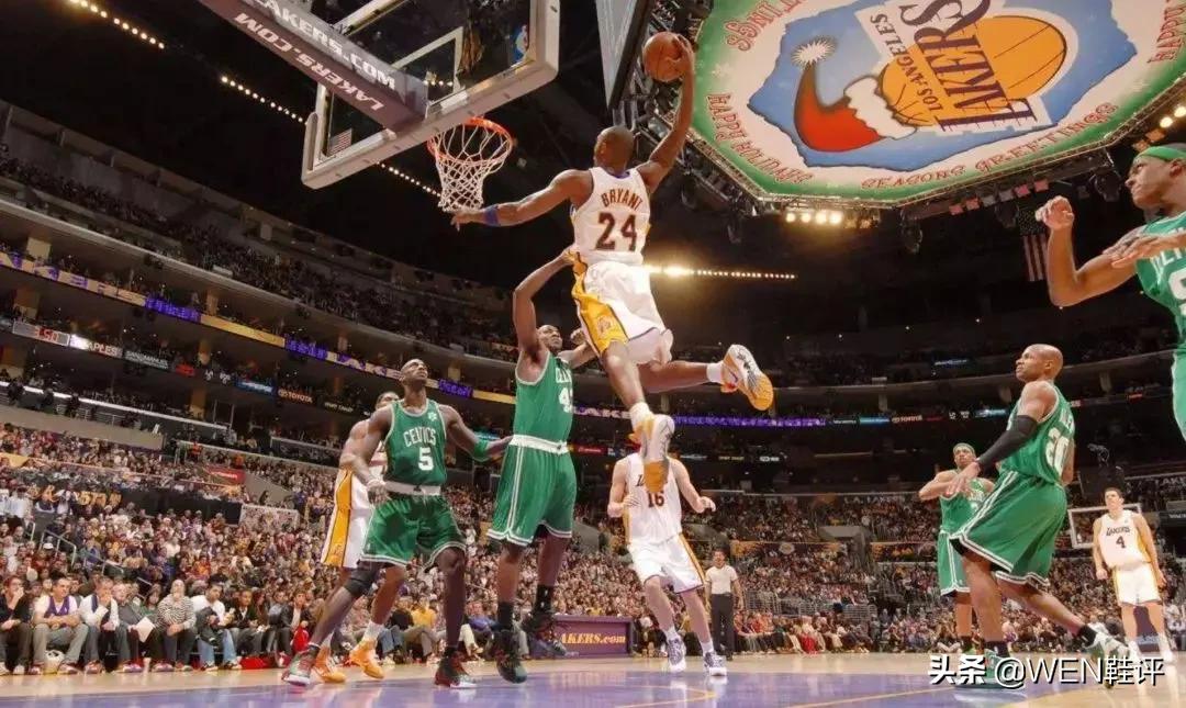 科比824故事,科比上脚nikezoomkobe4图片