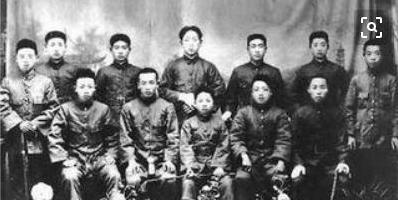 双枪老太婆赵洪文为什么被杀,双枪老太婆赵洪国后来怎么样