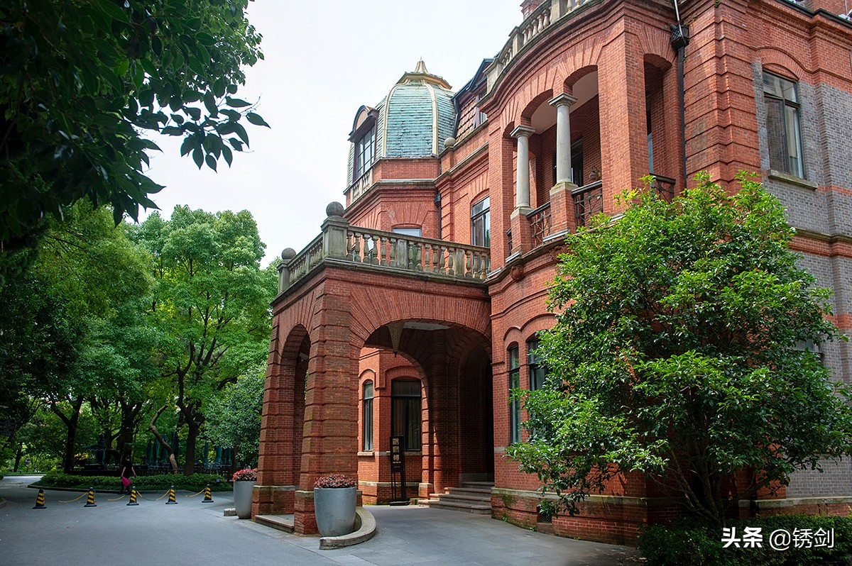 隐匿在上海闹市的豪宅,隐匿在市中心里的中式庭院