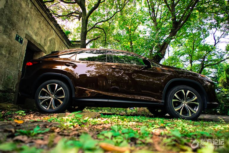 雷克萨斯rx200t测评,沉浸式体验雷克萨斯rx200t