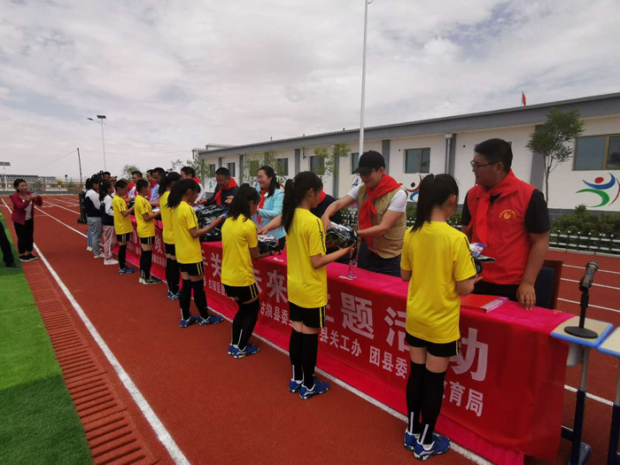 富民县五四杯足球赛,新村小学足球比赛